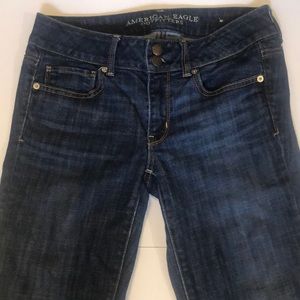 American Eagle Outfitters Capri Jeans Size 6